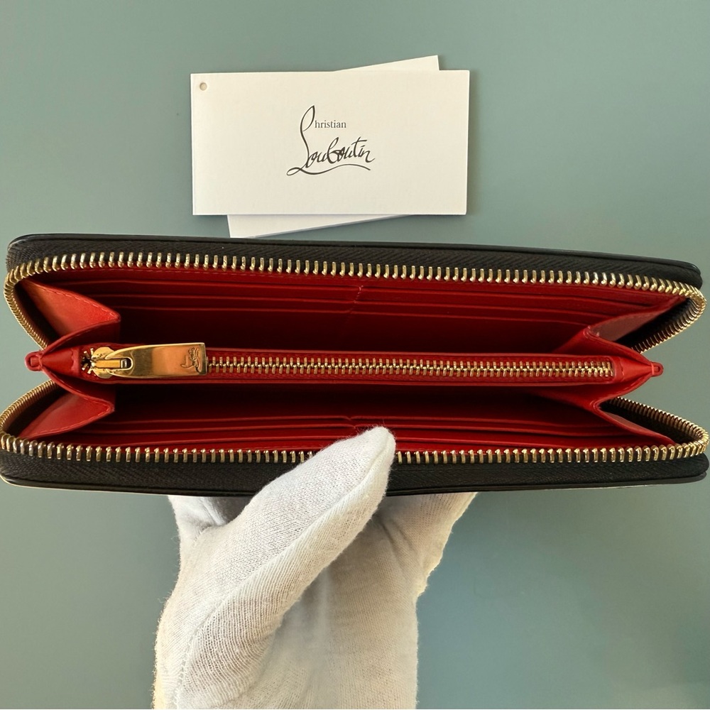 Christian Louboutin Panettone Wallet, Black With Gold Logo Embroidery, RARE - Picture 9 of 16